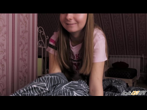 ❤️ Blondie souse BFF li a pwofondman epi li pran kom nan bouch li ❤️ Porno nan ht.niceporn-tv.ru ❤